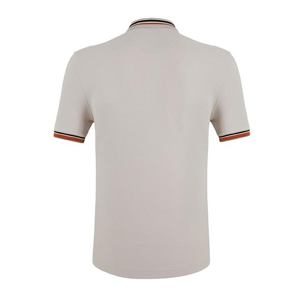 Camiseta branca masculina em algodão pesado com cores e impressão personalizadas