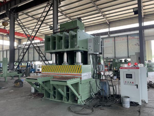 3200*2200*6800 Large Hydraulic Rubber Molding Pressing Machine for Customer Requirements