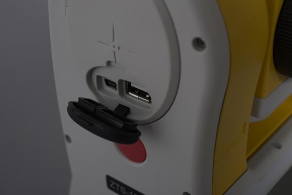 Compact, Lightweight Design Digital Total Station