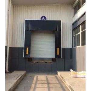 Adjustable Loading Dock Shelters Wear Resisting Fireproof Anti Pulling