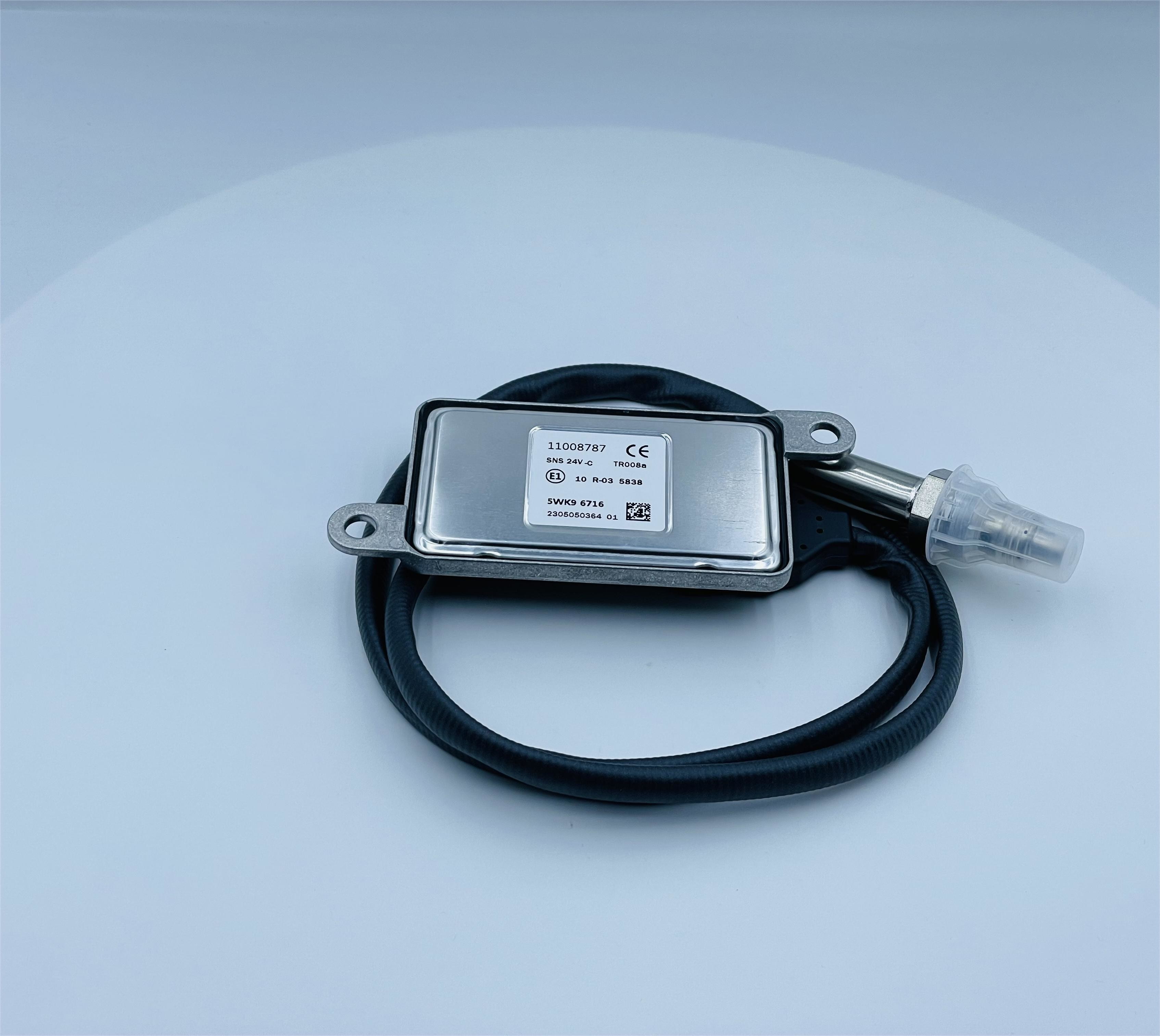 датчик NOx тележки 24V на подходящий OEM LIEBHERR 11008787 5WK96716