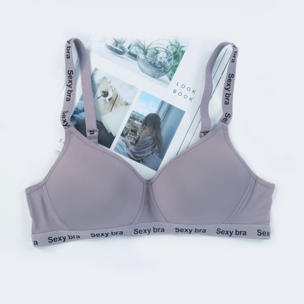Wholesale Solid Color Small Breast Cup Bra Women Sporty Comfortable Wire Free Bra
