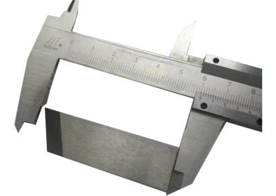 O tamanho das tiras do carboneto de tungstênio de YG6A YG8 YG6 YG10X personalizou os materiais 100% do Virgin