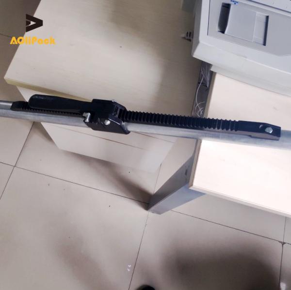 1.5   5.1kg Cargo Load Bar 104 Inch  Length