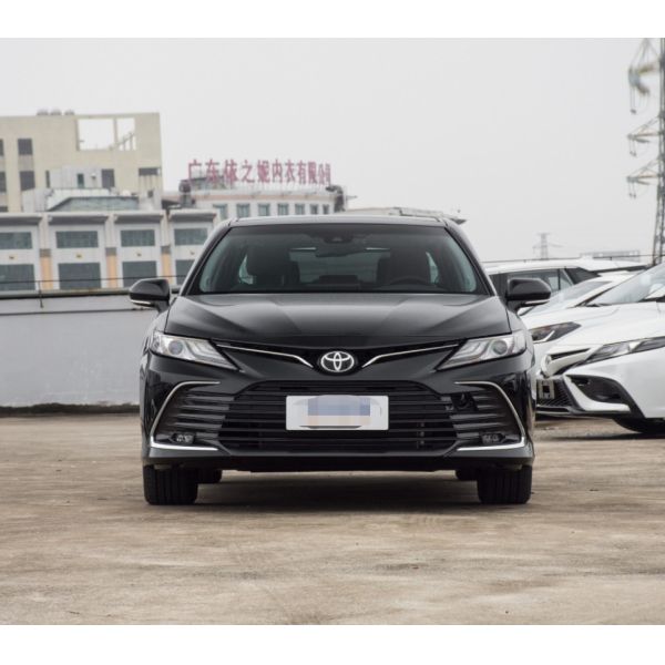 Используемый автомобиль мест двери 5 варианта 4 Toyota Camry 2023 2.5Q Falgship новый или
