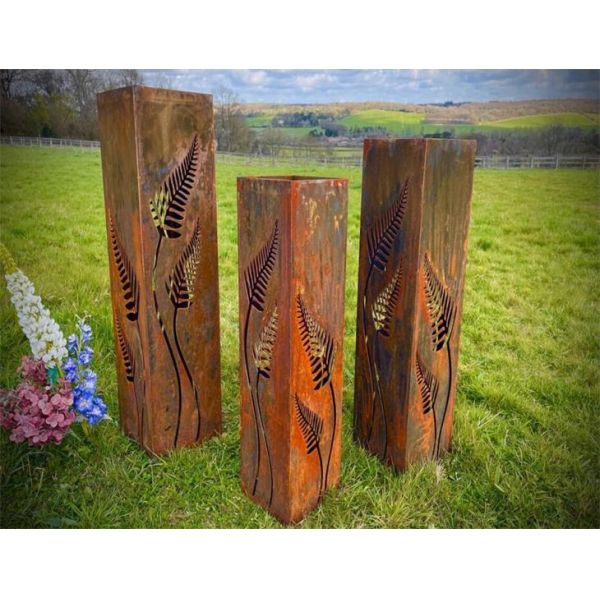 Скульптура столбца Ccorten коробки освещения металла современного искусства двора ржавая стальная