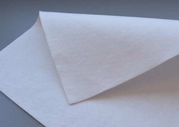 A agulha 100% do ANIMAL DE ESTIMAÇÃO perfurou a resistência de água não tecida da ventilação da durabilidade da tela