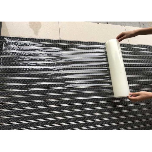UV Resistant PE Protective Film with 70 Micron Thickness and Acrylic or Rubber Adhesive for Carpet and Automotive Protection