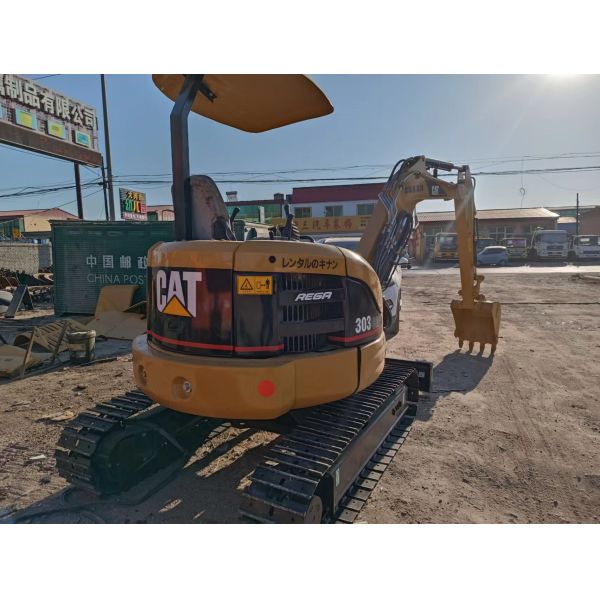 EPA used mini excavator 1ton 3ton 5ton CAT301.7 CAT303 CAT303E CAT305 Cheap mini digging machine used CAT303