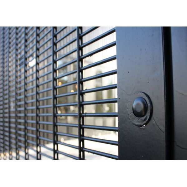 25mm X 76mm High Security Fence Systems