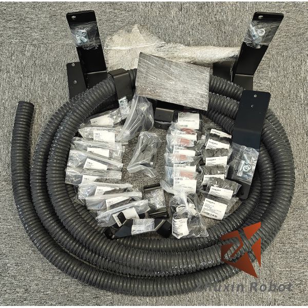 Industrial Robot Components Pipeline Package  Afeguarding Robot Cables