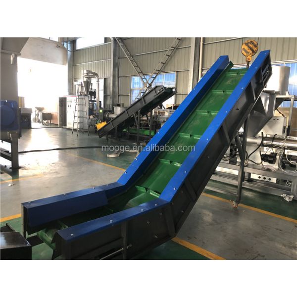 Машина для переработки отходов из пластмассовой пленки