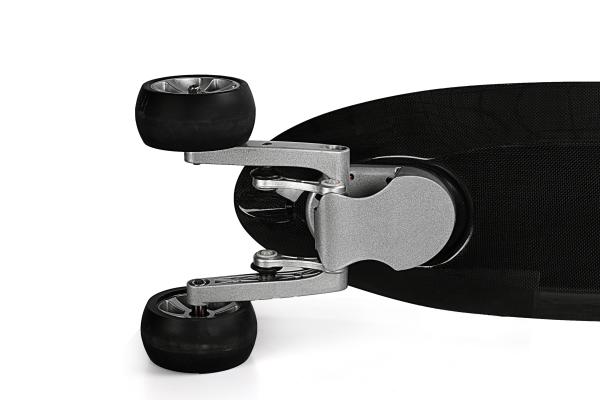 5 Inch Electric 4 Wheel Skateboard Smartphone App Connection For Recreation