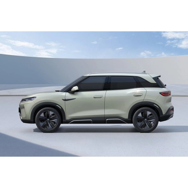 BYD Yuan Up Advanced Interfaces And Wireless Technology For Efficiency