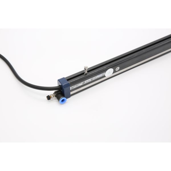 Air Source AC Voltage Customizable ESD Ionizer Anti Static Bar 110 - 3000mm Bar Body Length