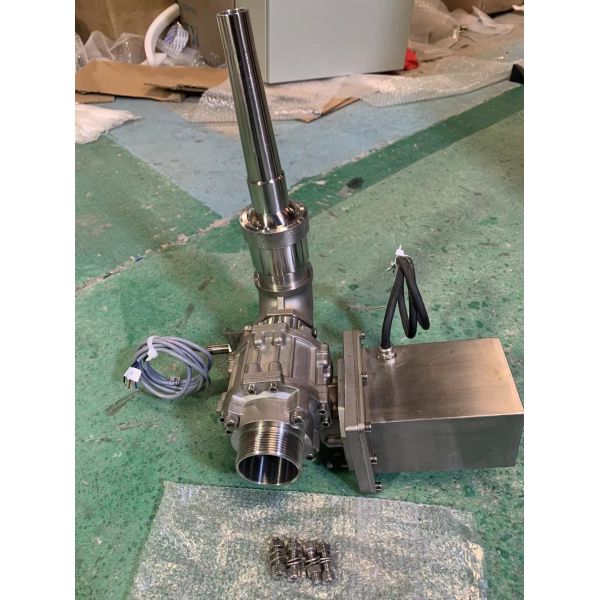 2つはDN50ダンスの噴水360度の回転1周期をノズルを通して出す