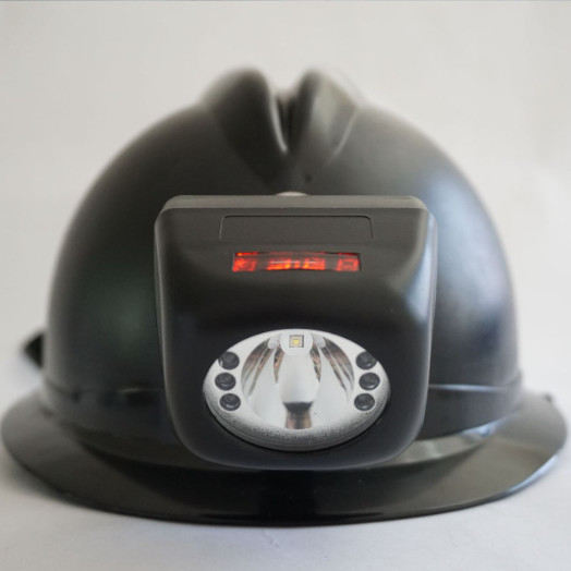 Professional 3.7V Li-Ion Battery Miner Cap Lamp with 15 Hours Continuous Lighting and 8500 Lux Brightness for Hard Hat