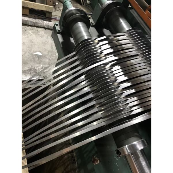 Bandas de acero inoxidable laminadas en frío en bobina 301 y acero de banda de resorte 1.4310