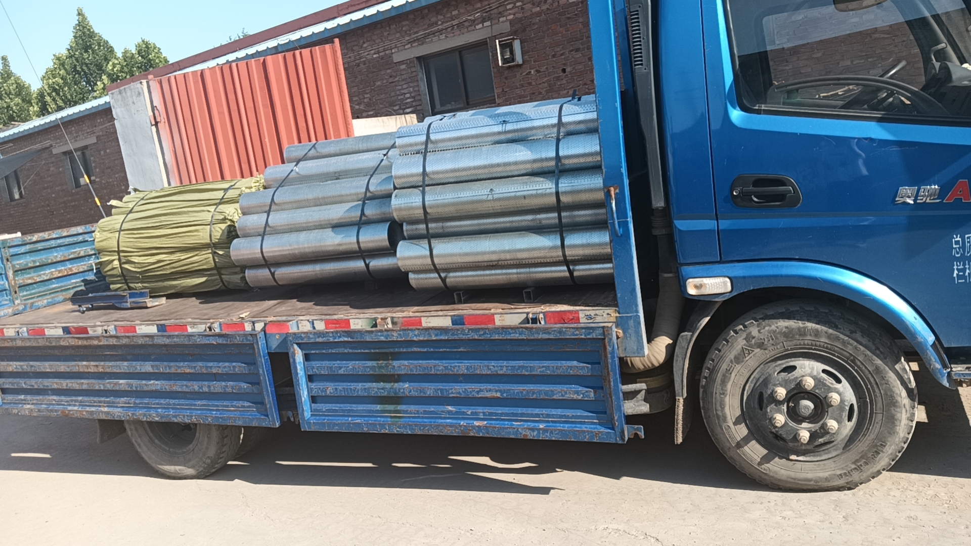 Custom Hole Size Galvanized Perforated Metal Coil Roll In Stock