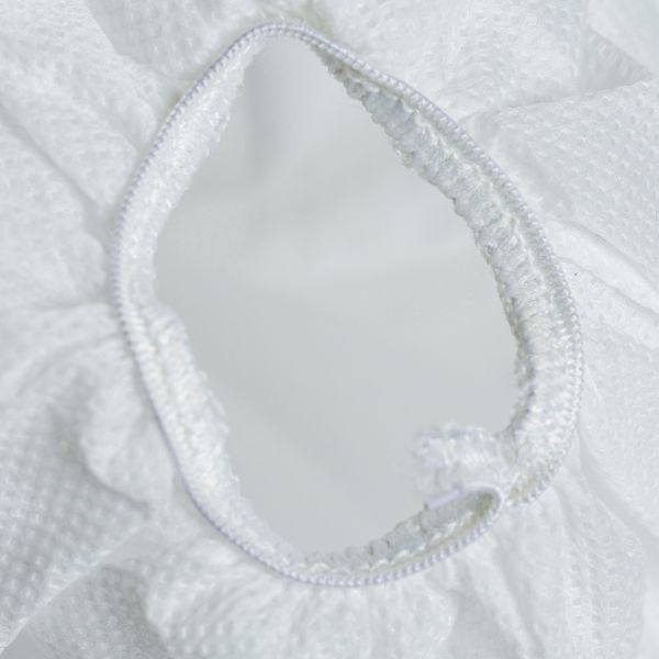 Не сплетенные Coveralls промышленного полиэтилена Pp OEM устранимые пылятся доказательство