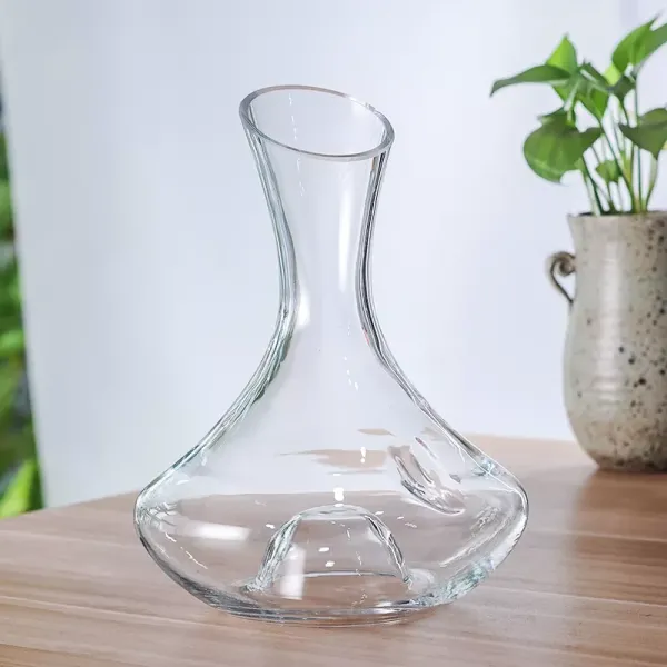 Glass Decanter Wine Slanted Top Wine Carafe Handmade Red Wine Decanter