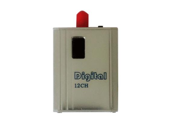 2.4Ghz 8km FPV/UAV Wireless Video Transmitter 400mW Real-time Analog AV Transmitter and Receiver 12 Channels