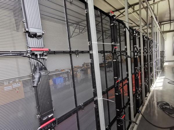 SMD P3.91 Transparent LED Screen 1000x500mm for Advertising