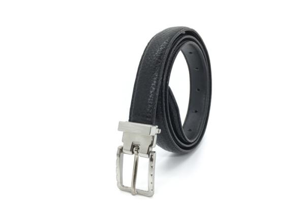 Pin Buckle Women's Fashion Leather Belts / Simple Leather Waist Belt For Dress Pants