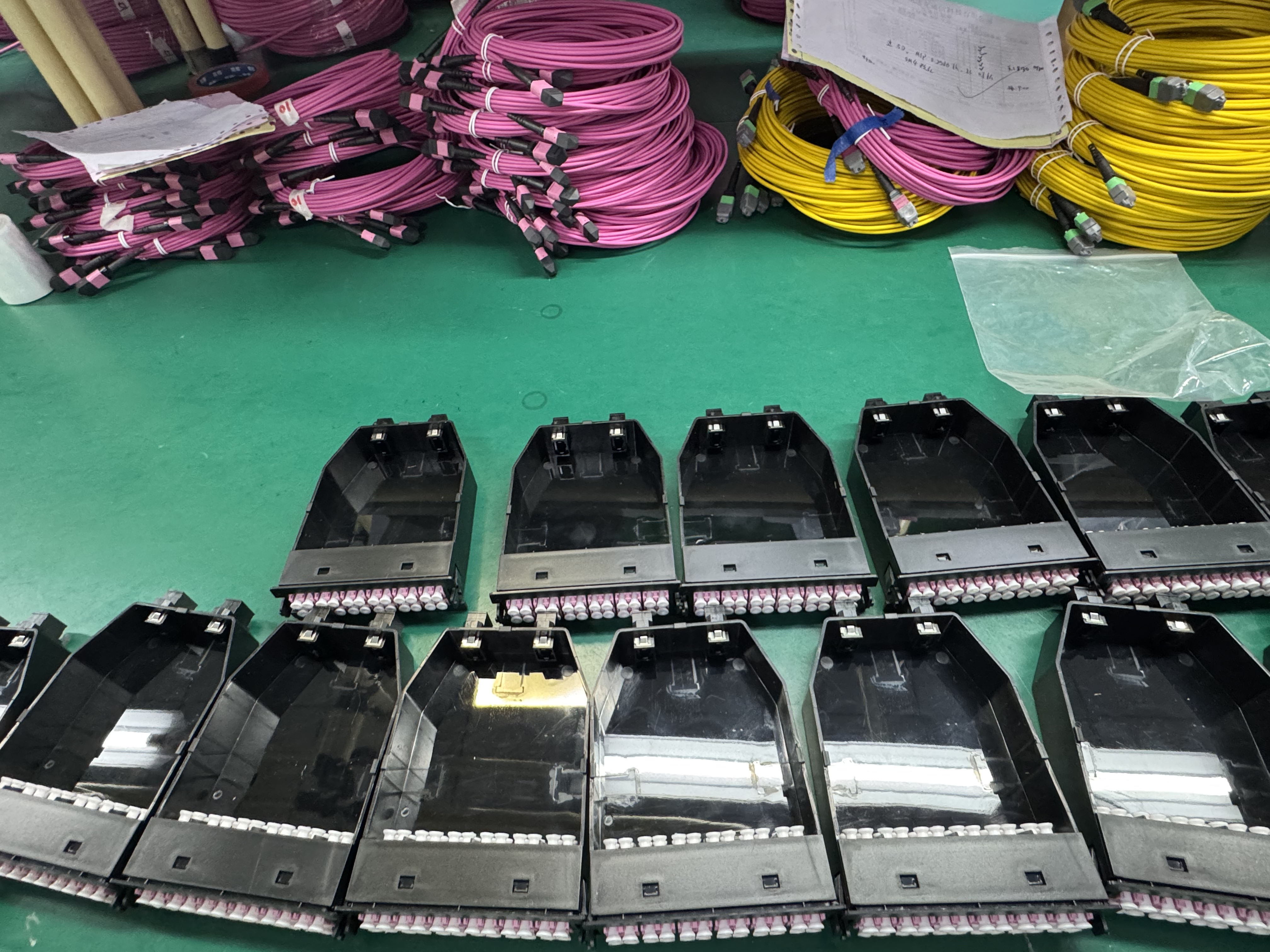 MPO- 8 гибкий провод кабеля LC 3 MTP MPO с оптически приемопередатчики QSFP + SR4