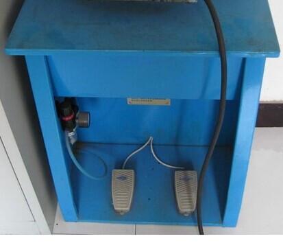 Semi Auto Tube Sealing Machine , Aluminum Tube Sealer For Daily Chemicals Foodstuff