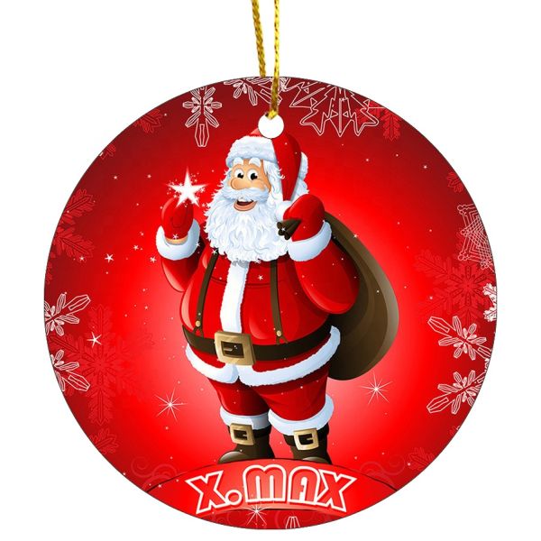 Изготовленная на заказ керамическая вися рождественская елка орнаментирует для украшения праздника фестиваля