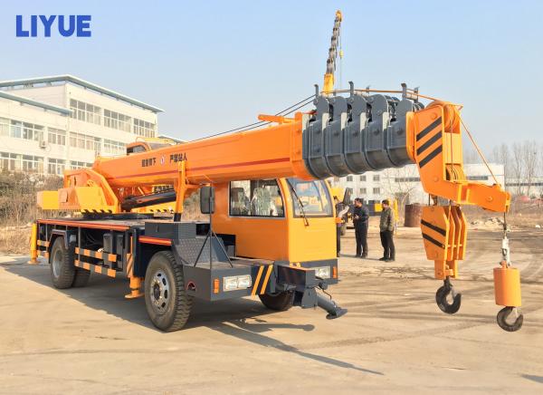 Telescopic Boom 12 Ton 16 Ton 20 Ton Truck Crane With Homemade Chassis