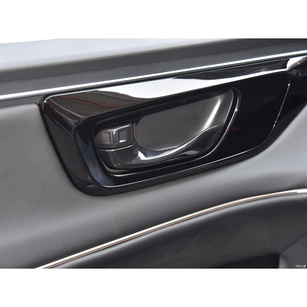 SUV Nivel 2024 Honda ENP2 Mini SUV eléctrico puro 545KM Largo alcance 5 puertas 5 asientos izquierda EEC Certificado Popular Armenia