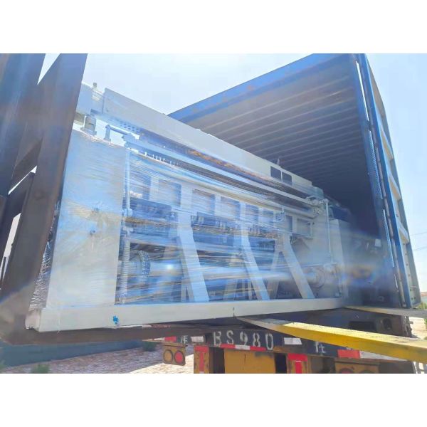 Size 1 Inch Chicken Cage 2.7mm Weld Mesh Manufacturing Machine