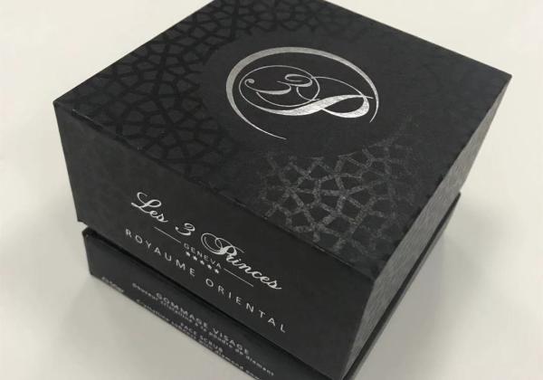 Matte Black Cardboard Gift Box With Lids Perfume Cosmetic Facial Cream Bottle Packaging