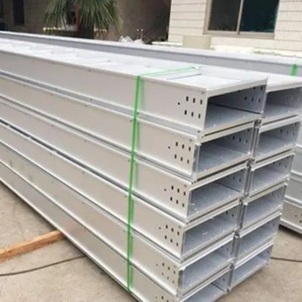 Rectangular Long Span Cable Tray Steel Customized Width / Height