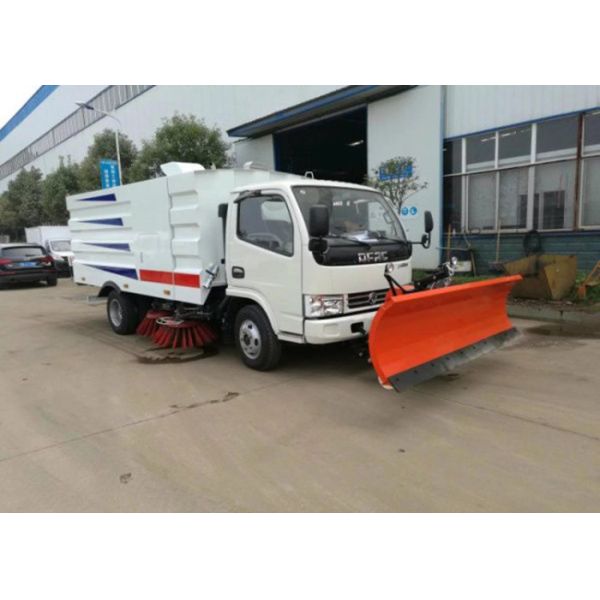 Dongfeng Vacuum Road Sweeper Truck 8000 Liters 4x2 6x4 8x4 With Snow Shovel