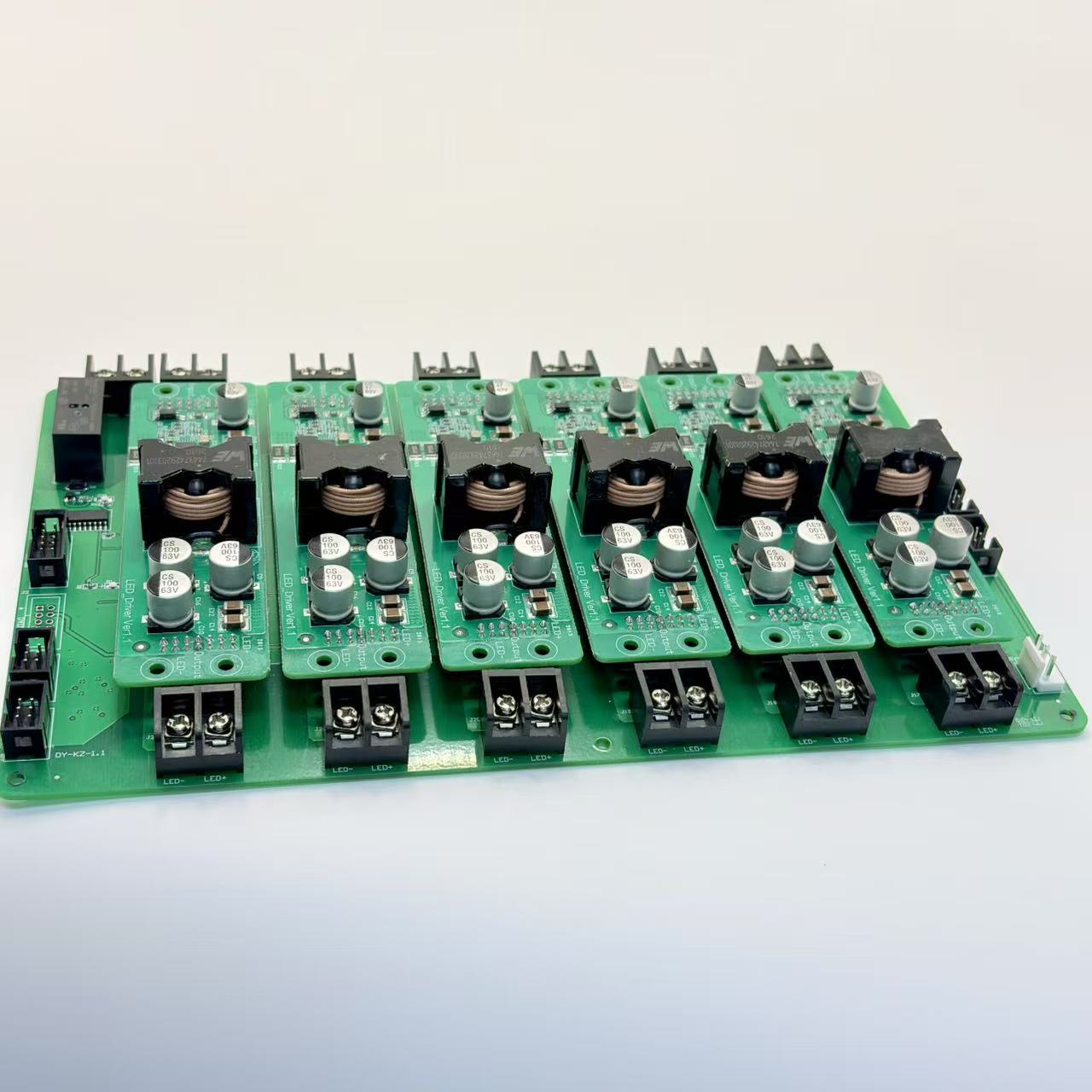 Constant-current source driver board