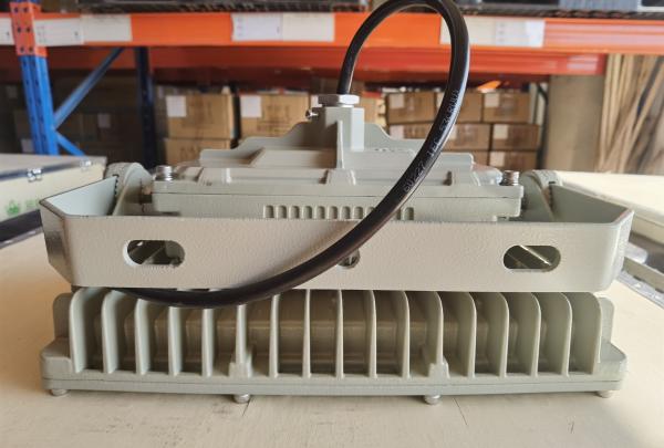 Venda Quente de alta luz anti-explosão à prova de inundação resistente à água 50W 100W 150W 200W 250W com cinco anos de garantia