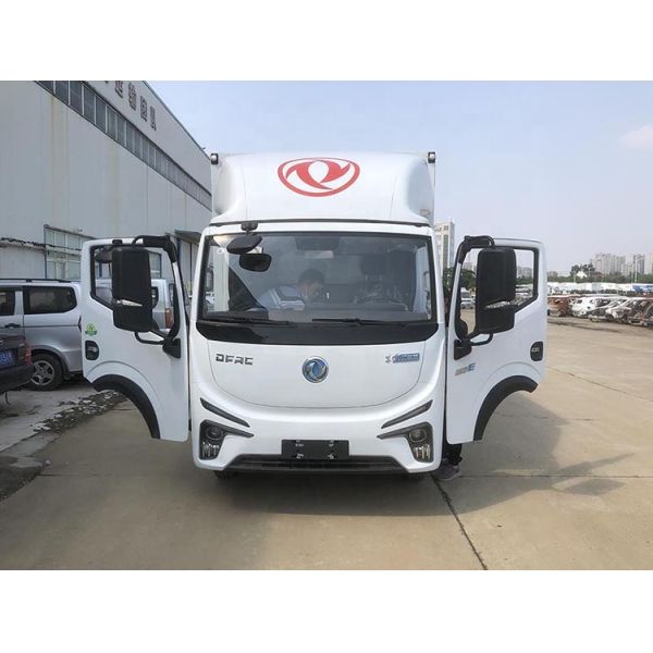 Camion électrique de chargement Dongfeng de 6000 kg avec 350 km de kilométrage d'endurance et frein pneumatique