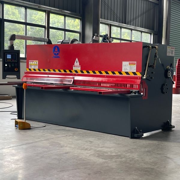 QC11K-4*2500 Hydraulic System Shearing Machine Swing Beam Shearer NC Controller E21S