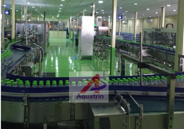 SUS304 Plastic Bottle Filling Machine PLC Drinking Mineral Water Machine 8.3KW