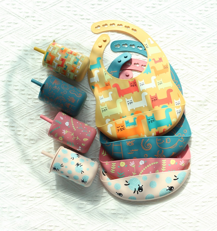 OEM легко чистить Силиконовый детский биб для 0-4 лет ребенка кормление печать Силиконовый биб чашки