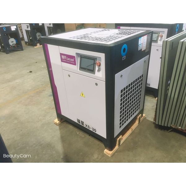 Low Temperature and Small Volume 30 HP Screw Air Compressor for Air Capacity of 3.8 m3/min
