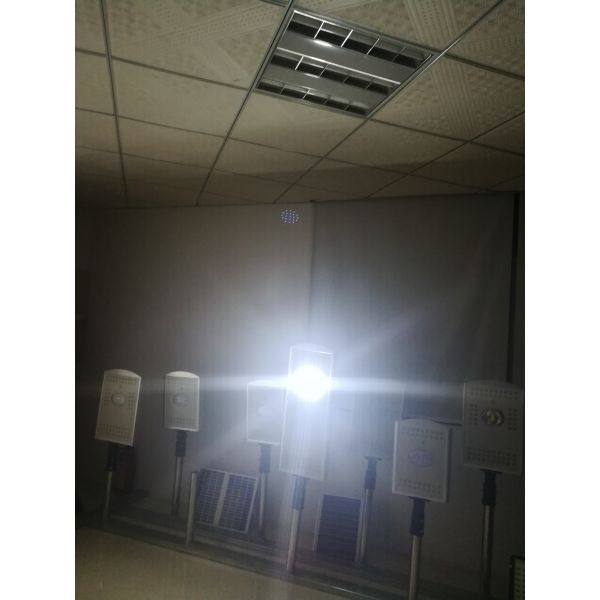 Solar street lights manufactory LED power light20w12v8Ah aluminium alloy China manufactory CE/ROHS/ISO9001