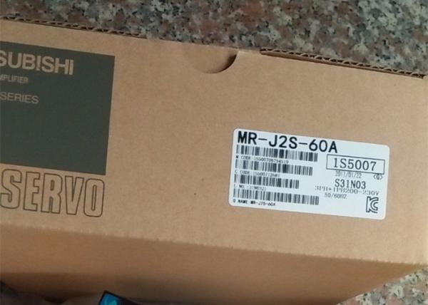 MOVIMENTAÇÃO SERVO INDUSTRIAL do AMPLIFICADOR MR-J2S-60A-S011 3.2A 3PH 200-230VAC 50/60HZ Mitsubishi