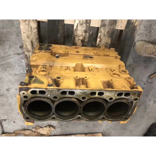 Cw34  Compactor Diesel Engine Cylinder Block 4517736