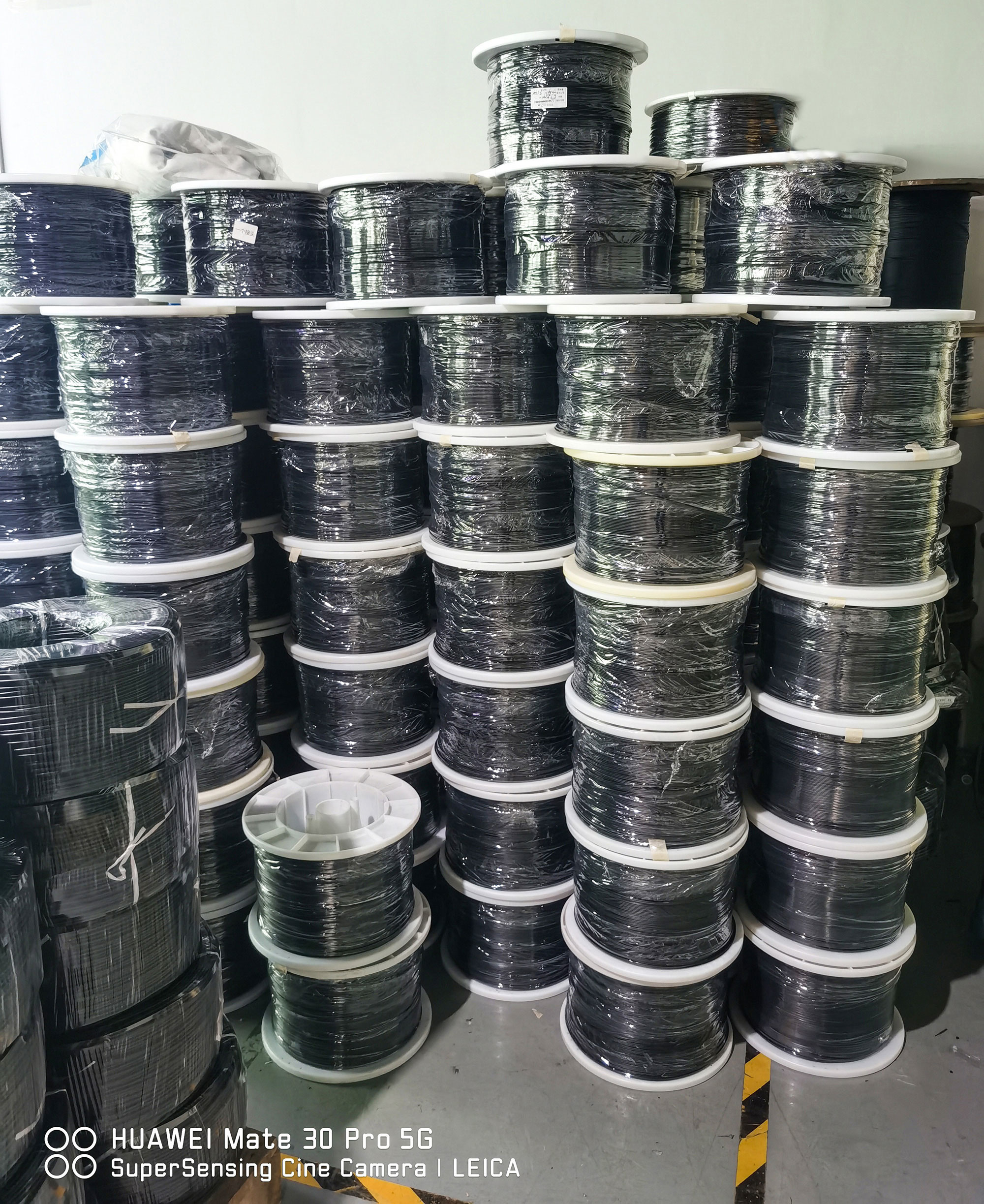 Заводская цена ASU с полиолефиновой изоляцией Пластиковый оптоволоконный кабель OD2.2 SDI HD Автомобильные электрические кабели