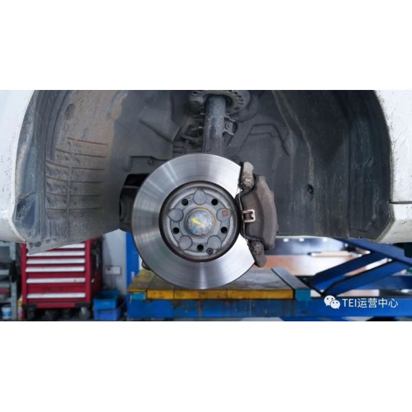 Kit de gros frein Mercedes classe E W212 18 pouces jante de voiture avant 6 pistons et arrière 4 pistons Kit de frein