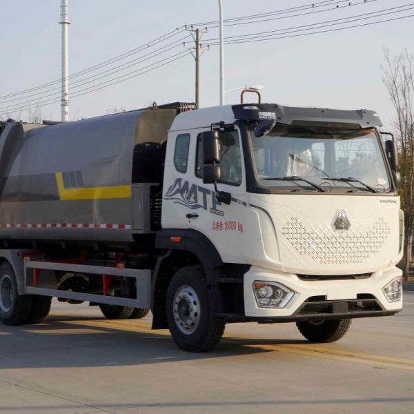 Customized 31000KG Mobile Garbage Compactor Truck Diesel Powered